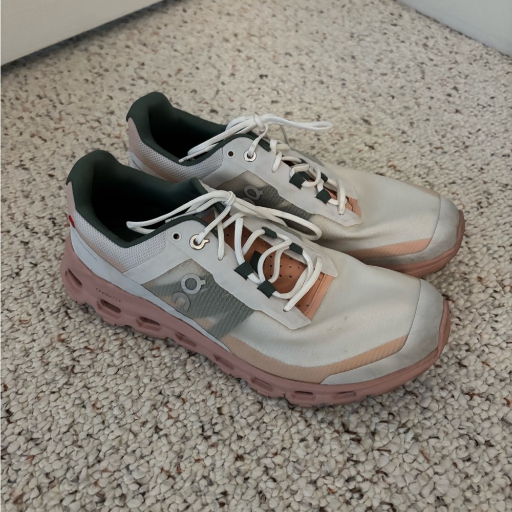 On Running Women's Sneakers in White and Pink